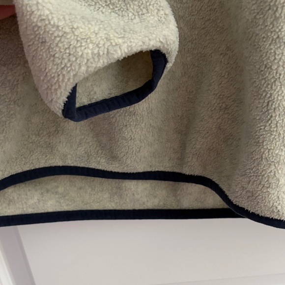 Patagonia Men's Tan and Navy Fleece Pullover synchilla Small - Picture 3 of 5